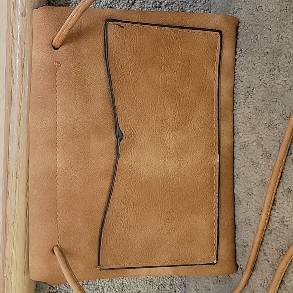 Small brown envelope crossbody - Picture 2 of 3